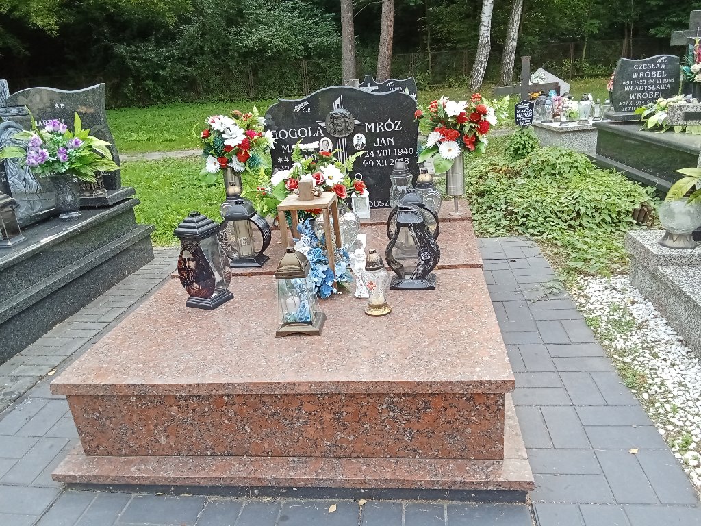 Grób Dominik Gogola